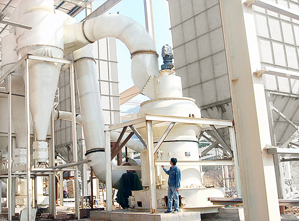 大型非金屬礦磨粉機廠家，桂林鴻程磨粉機，磨粉機，節(jié)能磨粉機，立磨，超細磨粉機，桂林鴻程磨粉機